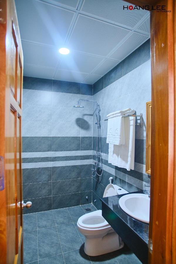 Khach San Nghia Lam Tra Hotel Туй Хоа Екстериор снимка